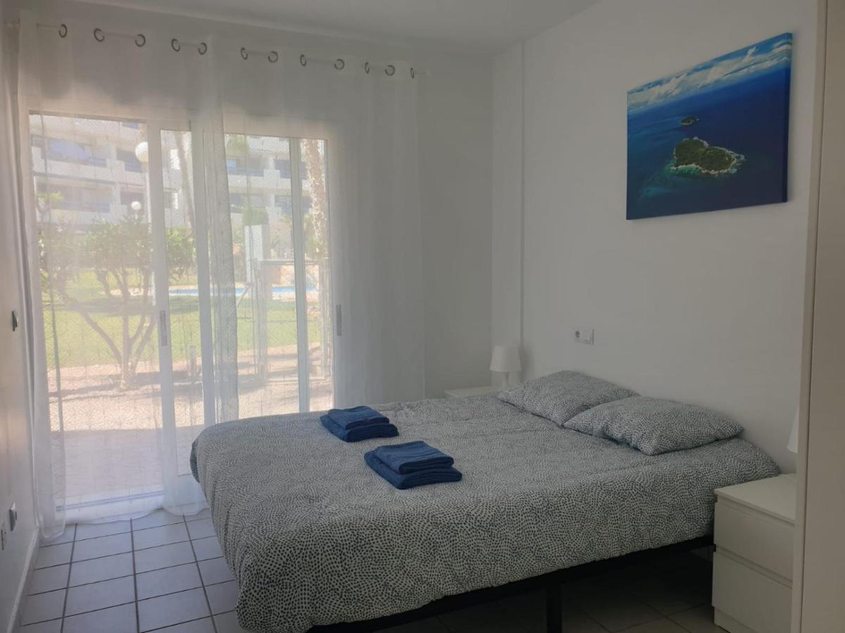 La Calma - One Bedroom Apartment By The Pool In Playa Flamenca أوريويلا المظهر الخارجي الصورة